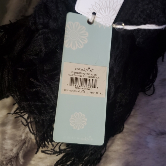 Mud Pie Bag Lady Black Ellie Convertible Button Scarf - Picture 6 of 7